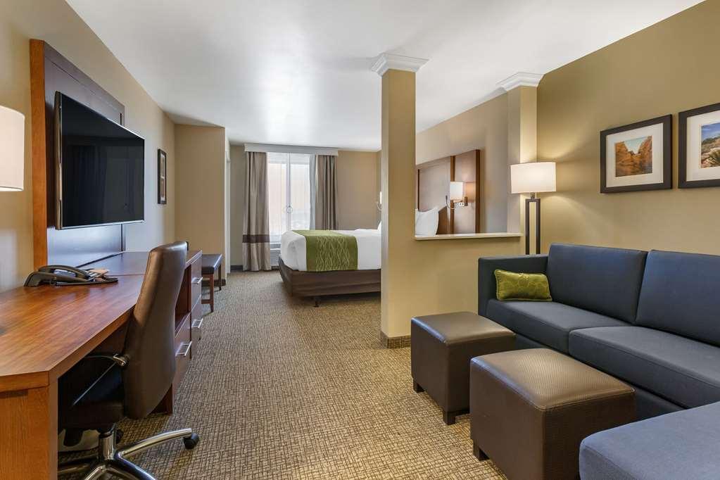 Comfort Suites Albuquerque Airport Quarto foto